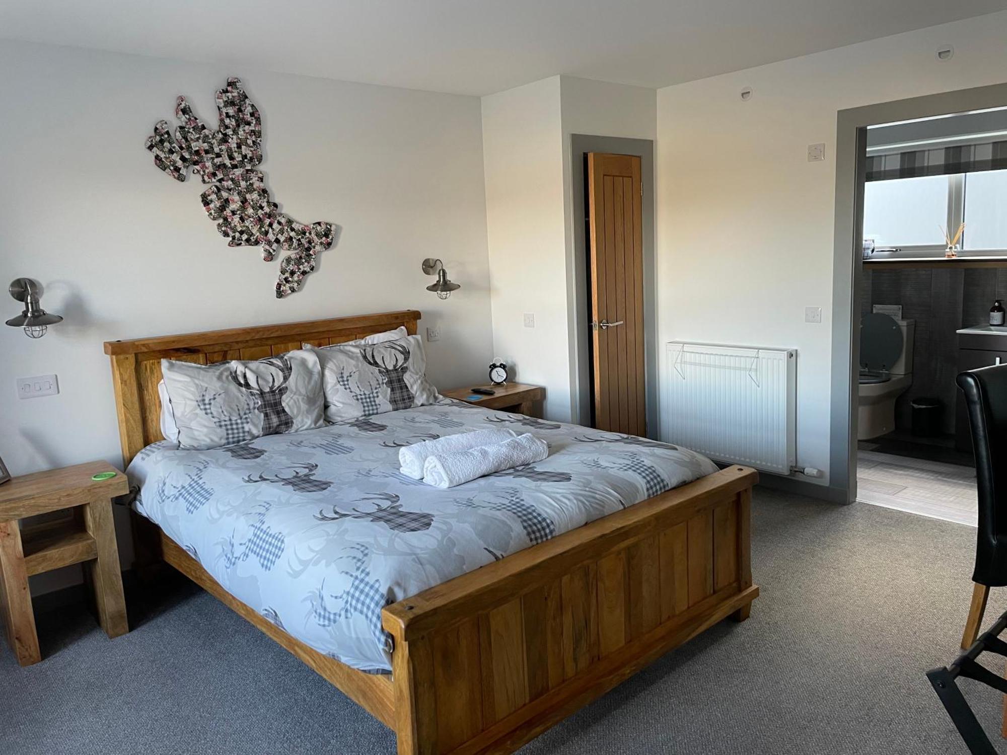 The Bridge Self Catering Villa Kilmaluag Bagian luar foto